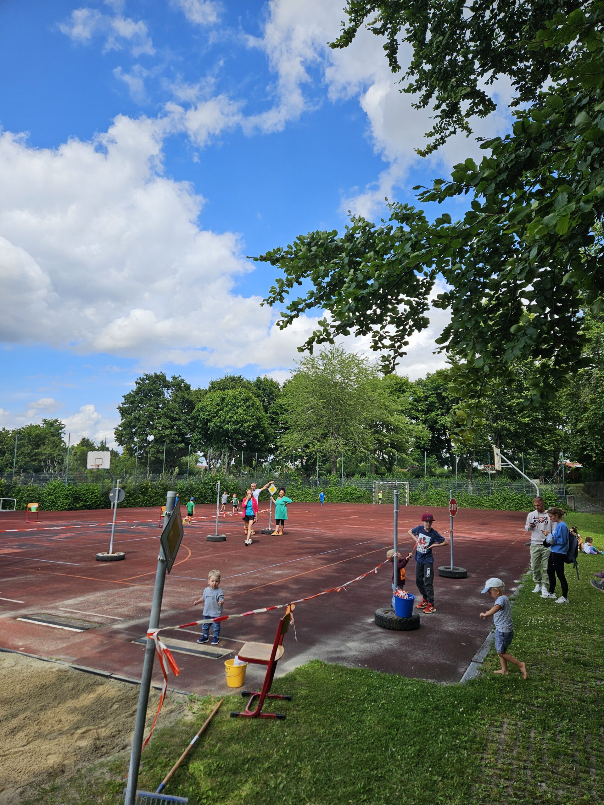 <strong>Mini-Vereinsmeisterschaft im Dreikampf</strong>